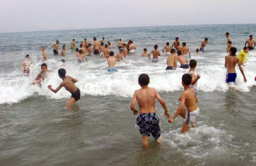 Lété à Béjaïa Rush Sur Toutes Les Plages De La Wilaya