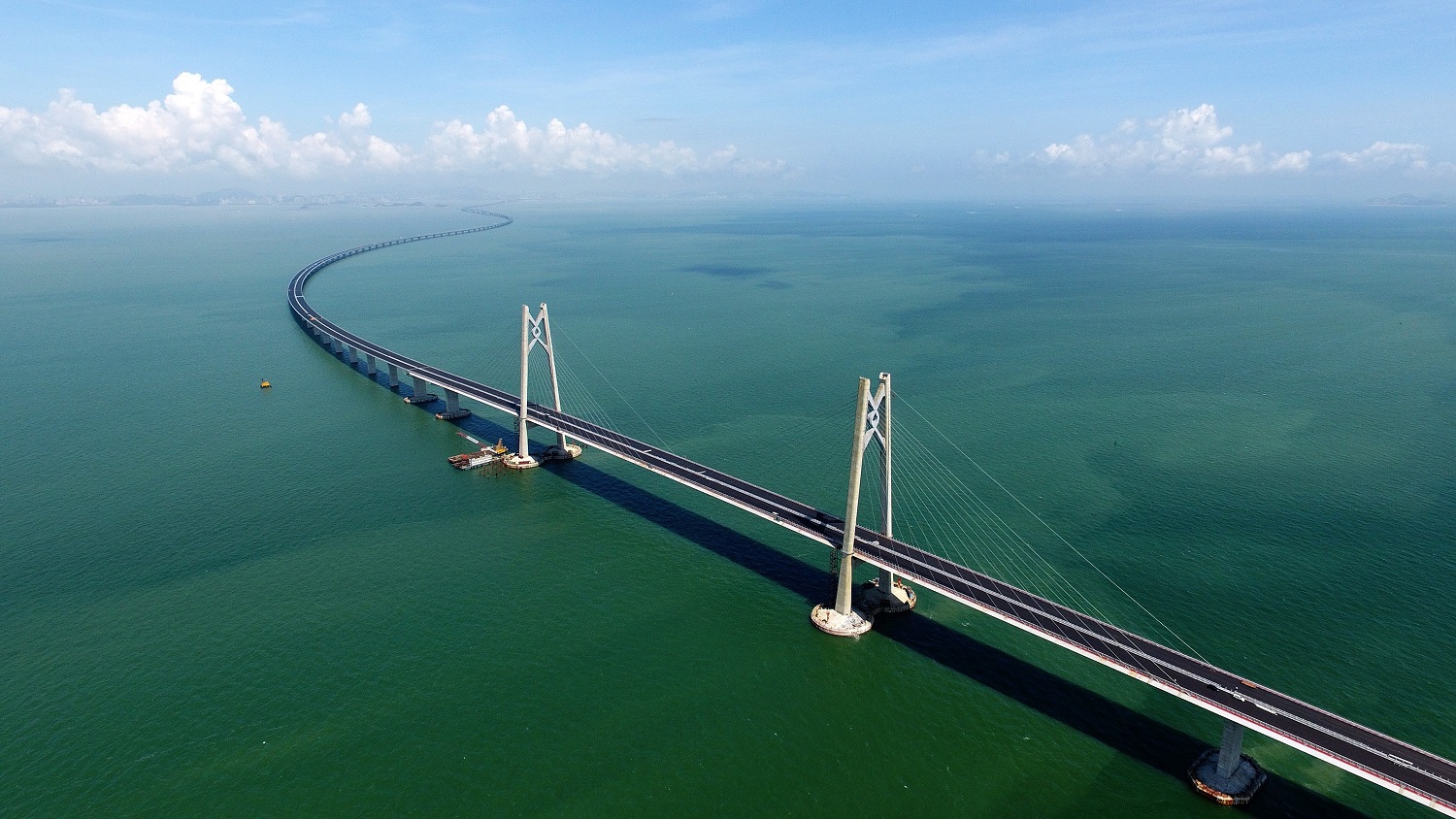 Le Plus Grand Pont Du Monde Chine: Xi Jinping inaugure le plus grand pont maritime du monde