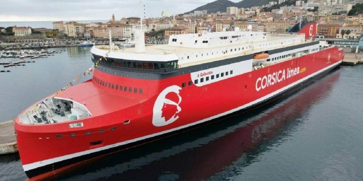 Travers Es Vers L Alg Rie Gr Ve De Jours Reconductible Chez Corsica