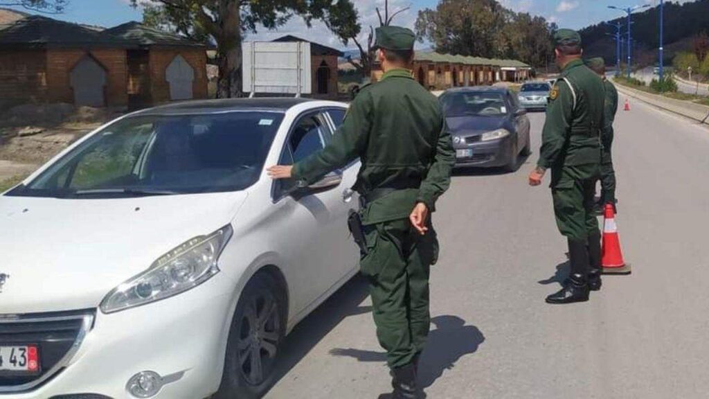 Contrôle routier en Algérie : la version numérique des papiers est-elle acceptée ?