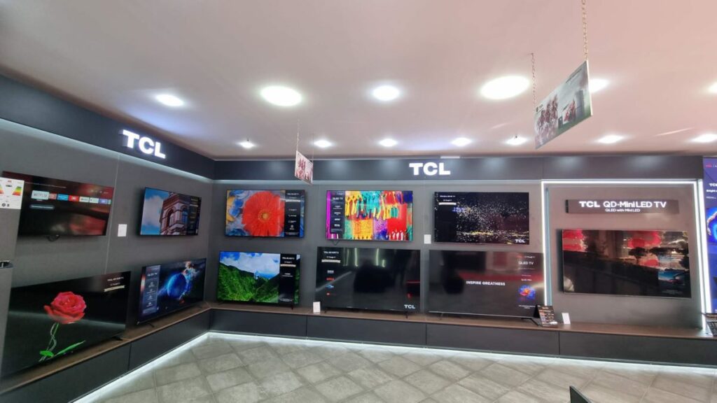 TCL Ouvre son 10ème Showroom en Algérie : Une Nouvelle Référence en Électronique et Électroménager