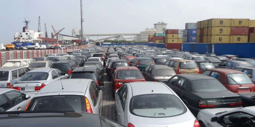 Eté 2025 : interdiction d’entrée des voitures neuves par les ports d’Alger et d’Oran